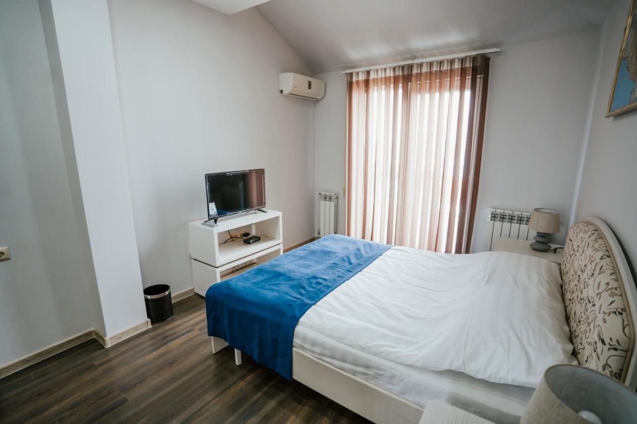 West Apart Hotel Batumi Eksteriør bilde